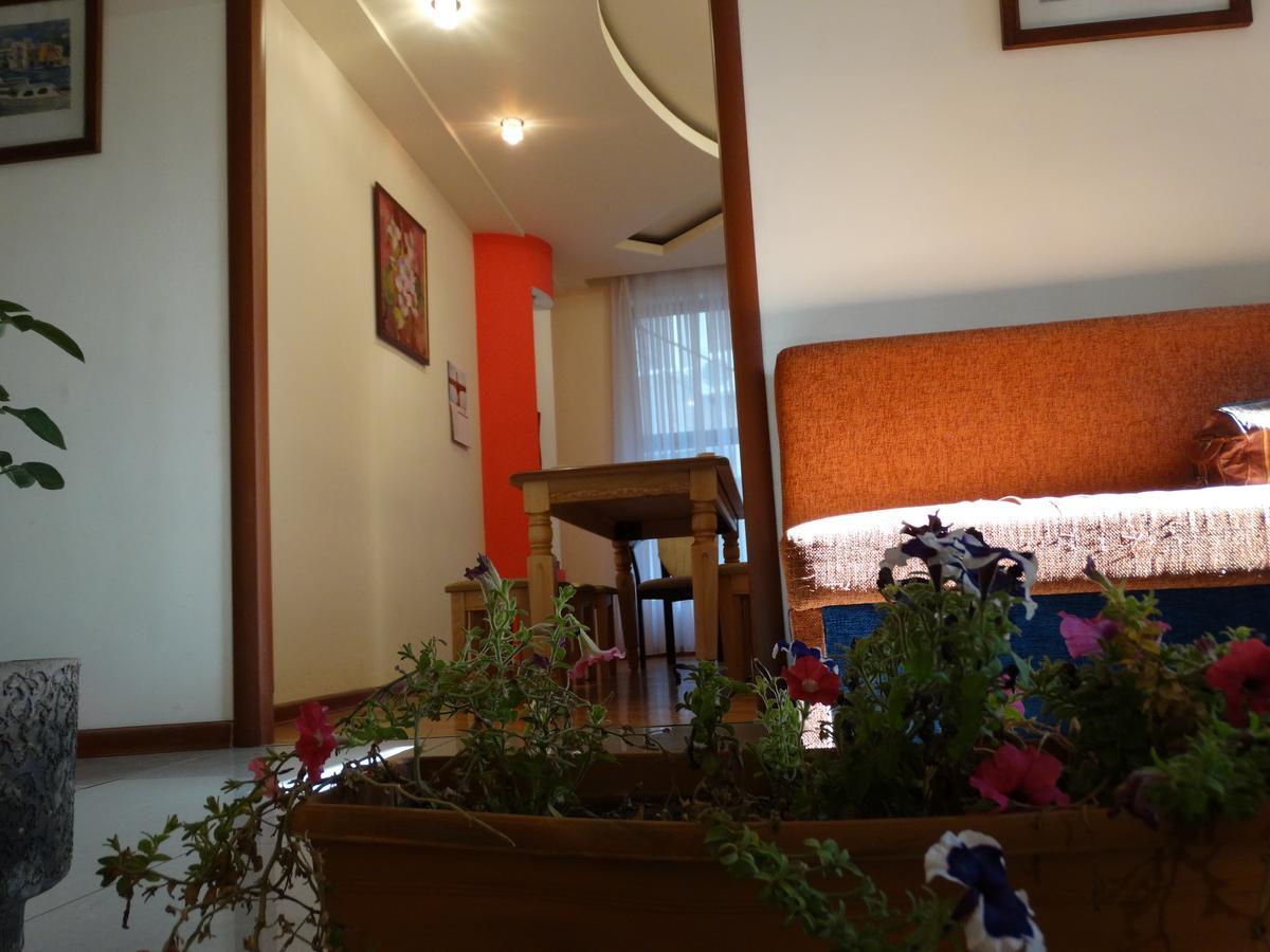 Destiny 1 Hostel Yerevan Exterior photo